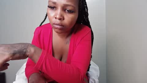 Snapshot of missbeautyke chatting on 05-24-26, 07:35 callmebaby online show from 05-24-26, 07:35