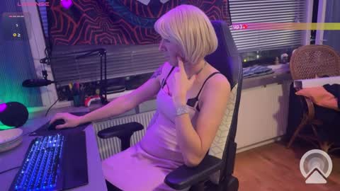 MissBeccasissy online show from 12-27-24, 04:21