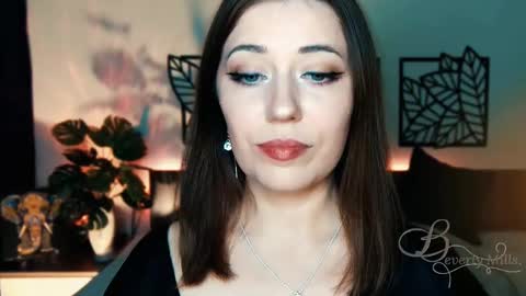 The divine Beverly online show from 02-10-25, 05:52