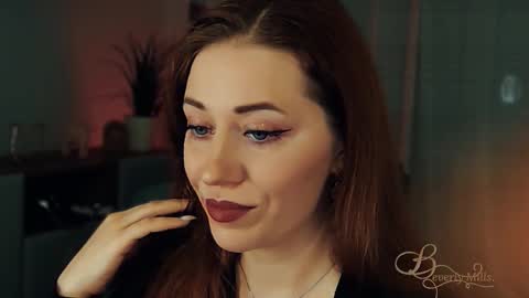 The divine Beverly online show from 01-11-26, 05:34