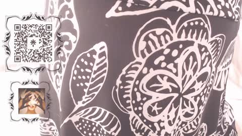 Snapshot of missbiny chatting on 01-27-25, 06:09 Avamlash online show from 01-27-25, 06:09