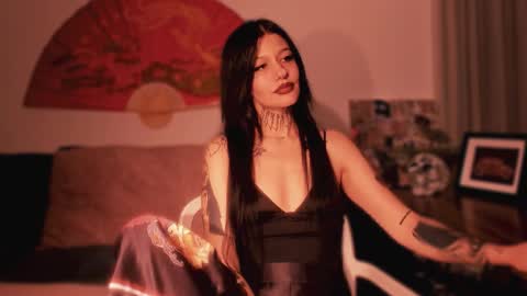 The Empress online show from 10-26-25, 08:37