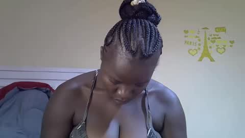 Snapshot of misscandy352_ chatting on 05-05-26, 05:04 misscandy352_ online show from 05-05-26, 05:04