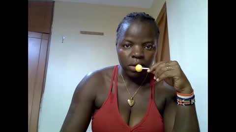 Snapshot of misscandy352_ chatting on 05-17-26, 02:13 misscandy352_ online show from 05-17-26, 02:13
