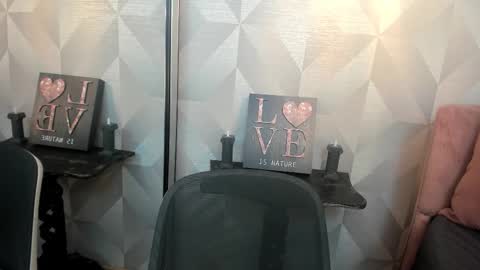 Misscarlet 26 online show from 03-20-26, 02:44