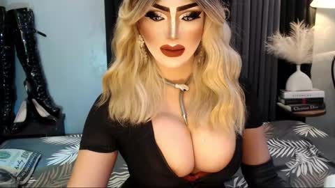 PRIESTESS CHANNEL online show from 11-05-25, 09:42