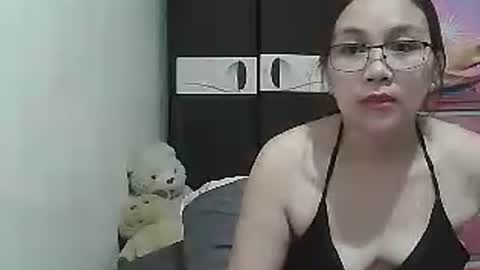 Snapshot of misschantal24 chatting on 06-18-26, 04:13 Chantal24 online show from 06-18-26, 04:13