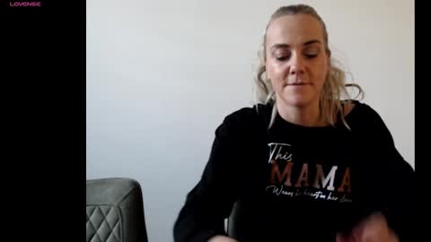 Snapshot of missconly chatting on 01-17-26, 12:32 Miss conly online show from 01-17-26, 12:32