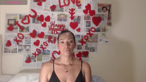 Snapshot of misscruzxz chatting on 02-17-26, 06:58 Donna di Diamanti online show from 02-17-26, 06:58