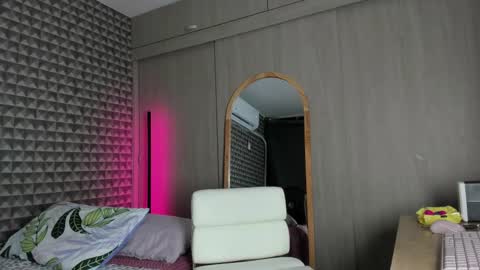 Snapshot of missdhana chatting on 02-04-26, 09:48 Dhana online show from 02-04-26, 09:48