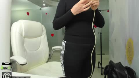 Miss Domina online show from 04-04-26, 02:43