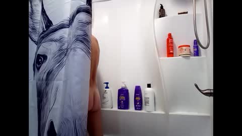 MissEeva online show from 01-08-25, 07:45