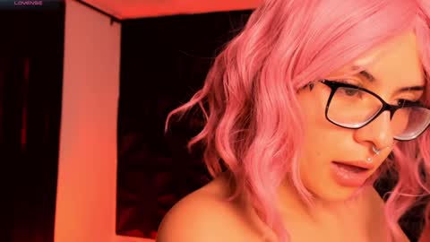 Snapshot of misselektra__ chatting on 01-10-25, 04:12 ELEKTRA online show from 01-10-25, 04:12