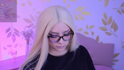 Snapshot of misselektra__ chatting on 09-09-25, 04:12 ELEKTRA online show from 09-09-25, 04:12