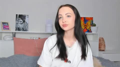 Hello dear my name Elisa online show from 06-03-26, 09:20