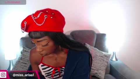 Snapshot of missemilie1 chatting on 06-05-26, 03:29 Emilie Diaz online show from 06-05-26, 03:29