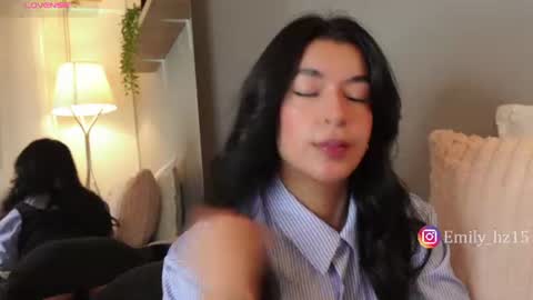 Yuliana online show from 06-16-26, 09:45