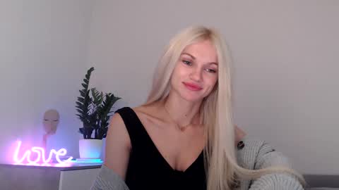 EMMA online show from 12-11-24, 01:37
