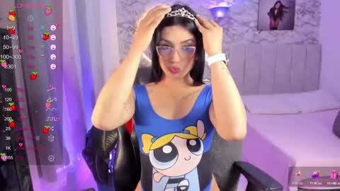Gisell   Gigi online show from 10-11-25, 01:42