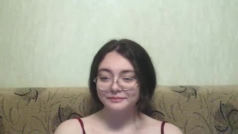 Snapshot of missis_mona chatting on 01-20-25, 11:43 missis mona online show from 01-20-25, 11:43
