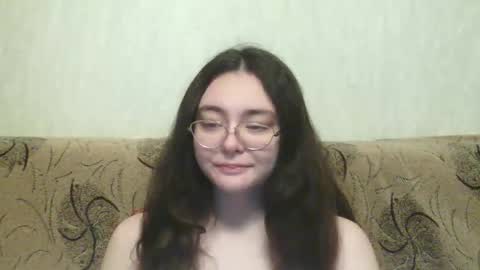 Snapshot of missis_mona chatting on 02-06-25, 12:11 missis mona online show from 02-06-25, 12:11