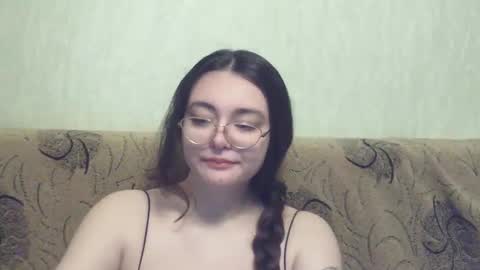 Snapshot of missis_mona chatting on 02-19-25, 08:10 missis mona online show from 02-19-25, 08:10