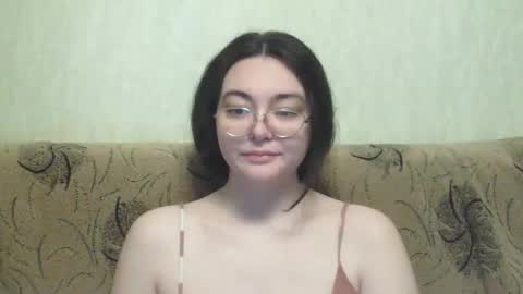 Snapshot of missis_mona chatting on 03-09-25, 07:59 missis mona online show from 03-09-25, 07:59