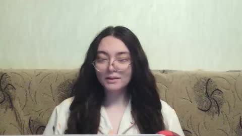 Snapshot of missis_mona chatting on 09-15-25, 12:10 missis mona online show from 09-15-25, 12:10