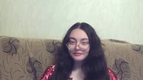 Snapshot of missis_mona chatting on 10-12-25, 07:13 missis mona online show from 10-12-25, 07:13