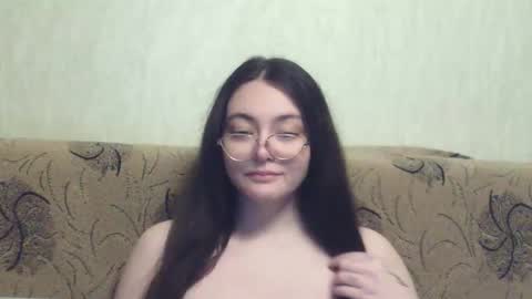 Snapshot of missis_mona chatting on 10-21-25, 08:53 missis mona online show from 10-21-25, 08:53