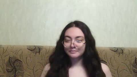 Snapshot of missis_mona chatting on 11-22-25, 05:28 missis mona online show from 11-22-25, 05:28