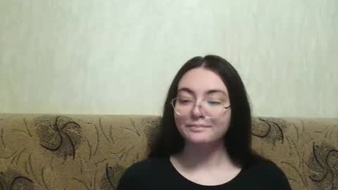 Snapshot of missis_mona chatting on 12-15-25, 09:08 missis mona online show from 12-15-25, 09:08