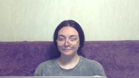 Snapshot of missis_mona chatting on 06-07-26, 12:15 missis mona online show from 06-07-26, 12:15