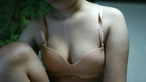 Jona online show from 10-27-25, 11:14