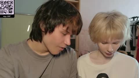 Snapshot of misska__ chatting on 05-20-26, 12:44 BONYA online show from 05-20-26, 12:44