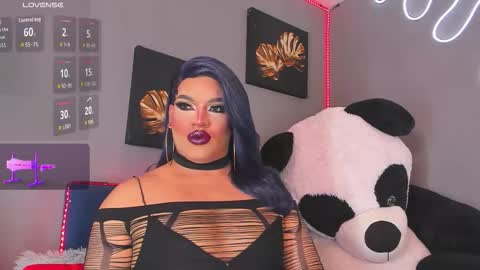 kassandra lazcano online show from 12-23-25, 01:36