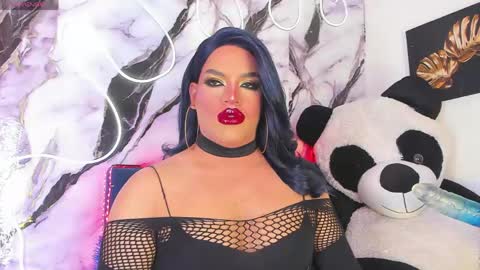 kassandra lazcano online show from 05-30-26, 01:03