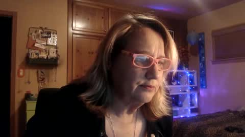 MissKittyFox online show from 02-26-25, 05:31