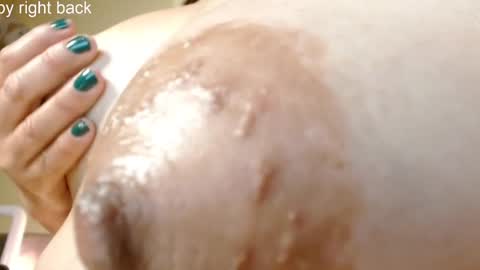 Snapshot of misslady__eva chatting on 02-22-25, 02:08 eva online show from 02-22-25, 02:08