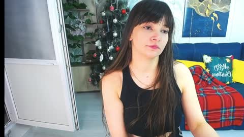 MissLaura online show from 01-13-25, 06:27