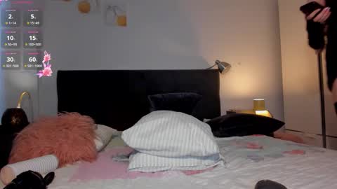 Letisia       Onlyfans MissLetiBlane online show from 03-17-26, 06:06