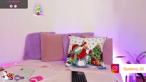 Snapshot of misslilith69 chatting on 12-10-24, 03:44 lyly  independient model online show from 12-10-24, 03:44