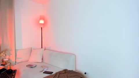 Snapshot of missloise chatting on 07-22-26, 03:42 Miss Loise online show from 07-22-26, 03:42