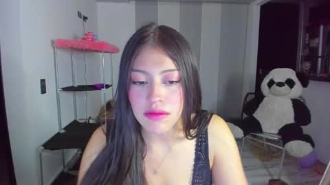 missloren333 online show from 01-05-25, 03:22