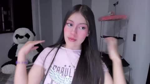 missloren333 online show from 01-20-25, 08:52