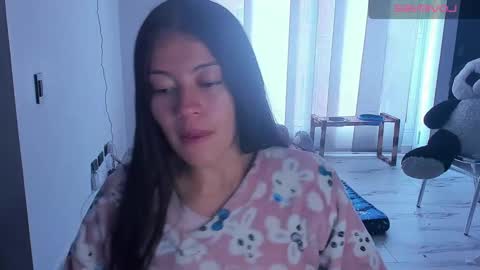 missloren333 online show from 09-08-25, 03:55