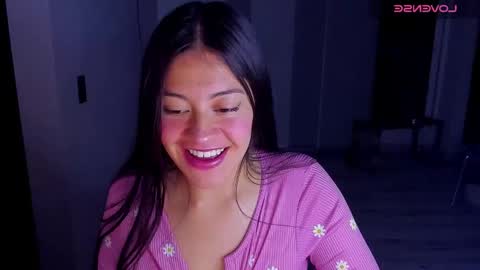 missloren333 online show from 09-25-25, 07:56