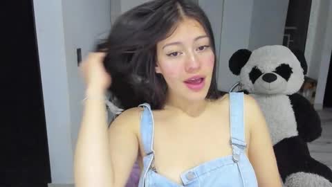 missloren333 online show from 11-06-25, 08:37