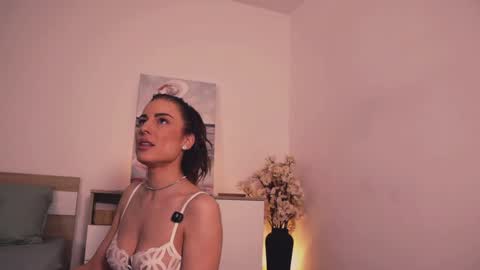 Snapshot of misslullu chatting on 11-14-25, 02:49 Lullu online show from 11-14-25, 02:49