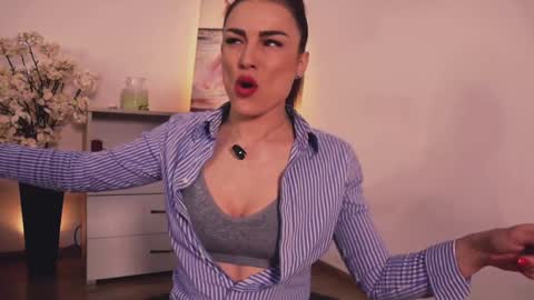 Snapshot of misslullu chatting on 11-22-25, 02:49 Lullu online show from 11-22-25, 02:49